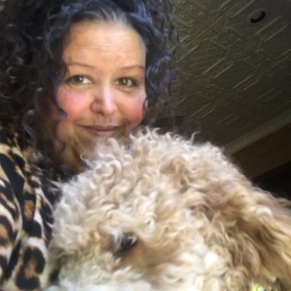 Meet your Posher, Samantha - Picture 2 of 3